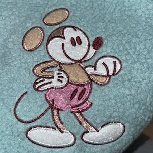 Disney Resort Exclusive NWT Mickey Mouse  Aqua Blue Sherpa Button up Jacket 3XL - Picture 8 of 8
